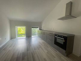 
                                                                                        Location
                                                                                         Appartement T5 de 89m² centre-ville de Mirecourt