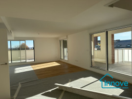 
                                                                                        Vente
                                                                                         Appartement T5 duplex dernier étage