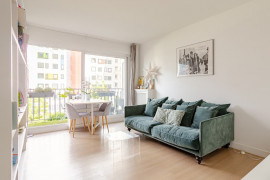 
                                                                                        Vente
                                                                                         Appartement traversant 3 pièces 62m2 avec balcon