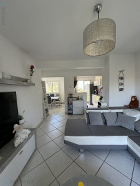 
                                                                                        Vente
                                                                                         Appartement traverssant