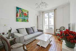 
                                                                                        Location
                                                                                         Appartement très lumineux, entièrement meublé