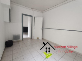 
                                                                                        Vente
                                                                                         Appartement type 2 de 39 m² à Vierzon centre ville