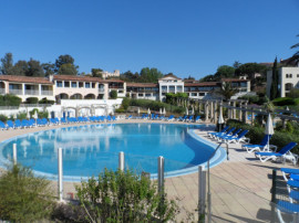 
                                                                                        Location de vacances
                                                                                         Appt 5 pers Parcs de Grimaud Ste Maxime St Tropez