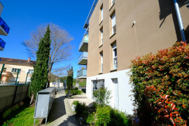 
                                                                                        Vente
                                                                                         Apt T2 terrasse, parking ,Métro Borderouge