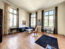 
                                                                                        Vente
                                                                                         Avignon Intra-muros. Appartement 4 pièces mezzanine 130m² - Idéalement situé