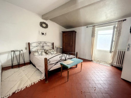 
                                                                                        Vente
                                                                                         Avignon Intra-Muros- Maison-133 m²