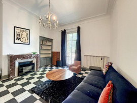 
                                                                                        Vente
                                                                                         AVIGNON INTRA MUROS - QUARTIER RASPAIL - APPARTEMENT 3 PIECES 91m²