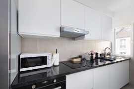 
                                                                                        Location
                                                                                         Beau Duplex, St Denis Centre (10 min Paris métro) (loyer tout inclus)