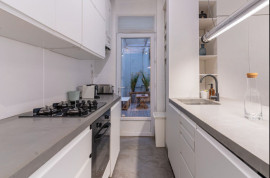 
                                                                                        Location
                                                                                         Beau loft avec terrasse à Montmartre