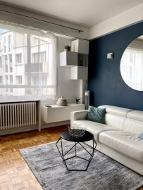 
                                                                                        Location
                                                                                         Beau Studio Meublé Neuilly