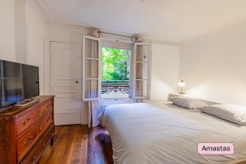 
                                                                                        Location
                                                                                         Beau T2 - 39m² - Paris 6ème arrondissement