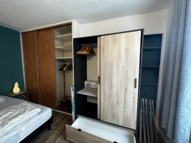 
                                                                                        Location
                                                                                         Beau T2 sur cour - Meublé - Paris 9