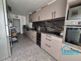 
                                                                                        Vente
                                                                                         Bel appartement avec 3 chambres, en excellent état et très bon