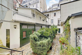 
                                                                                        Location
                                                                                         Bel appartement dans le 17eme