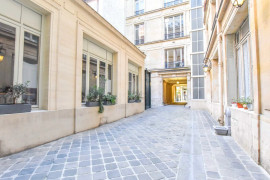 
                                                                                        Location
                                                                                         Bel Appartement entièrement équipé-refait à neuf