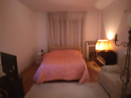 
                                                                                        Location
                                                                                         Bel appartement (loyer tout inclus)