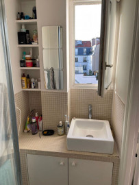 
                                                                                        Location
                                                                                         Bel appartement meuble central- 9eme arr