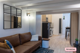 
                                                                                        Location
                                                                                         Bel appartement meublé design et neuf, Lyon.