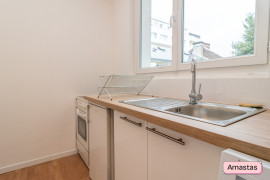 
                                                                                        Location
                                                                                         Bel Appartement renové et meublé à deux pas du tram au Havre