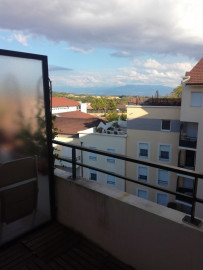 
                                                                                        Location
                                                                                         Bel appartement T2 42m2 meublé refait à neuf Cessy