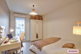 
                                                                                        Colocation
                                                                                         Belle colocation 3 chambres avec balcon et parking