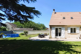 
                                                                                        Vente
                                                                                         Belle maison 7 pièces 150 m²