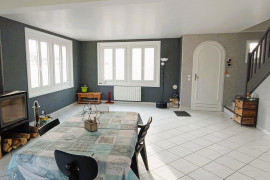 
                                                                                        Vente
                                                                                         Belle maison 7 pièces 150 m²