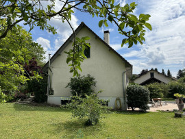 
                                                                                        Vente
                                                                                         Belle maison rénovée au cur de Grand Quevilly