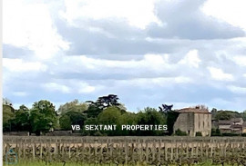 
                                                                                        Vente
                                                                                         Bordeaux 35 mn, Propriété 3,5 hectares avec belle  Demeure à réhabiliter 