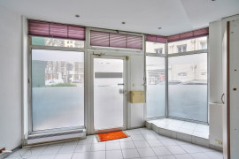 
                                                                                        Location
                                                                                         Boutique de 40m²- Paris 13ème Les Gobelins