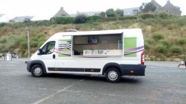 
                                                                                        Voiture
                                                                                         Camion Food Truck