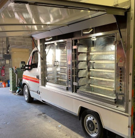 
                                                                        Voiture
                                                                         Camion magasin rôtisserie