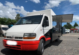 
                                                                                        Utilitaire
                                                                                         Camion pizza four à bois Renault Master