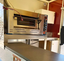 
                                                                                        Utilitaire
                                                                                         Camion pizza magasin