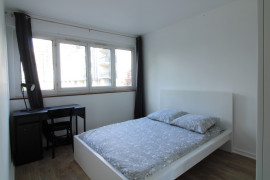 
                                                                                        Colocation
                                                                                         Chambre 1 -  1 chambre disponible en colocation