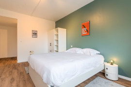 
                                                                                        Colocation
                                                                                         Chambre avec SDB privée - Coliving - Saint André