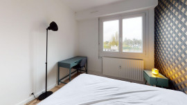 
                                                                                        Colocation
                                                                                         Chambre dans un beau 3 piéces meublé et rénové avec balcon