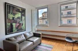 
                                                                                        Location
                                                                                         Charmant et lumineux appartement - 1er arr