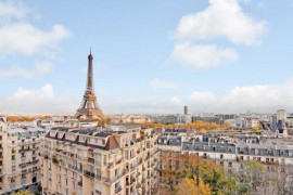 
                                                                                        Location
                                                                                         Charmant studio avec vue sur Tour Eiffel