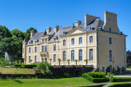 
                                                                                        Location de vacances
                                                                                         Château Mansart