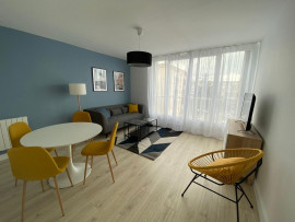 
                                                                                        Location
                                                                                         Colocation conviviale - Proche Paris -  RER E Le Plessis Trevise (loyer tout inclus)