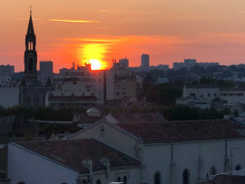 
                                                                                        Location
                                                                                         Colocation de 3 Chambres  à Nîmes Centre Ville