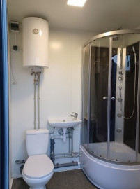 
                                                                                        Outillage, Matériaux
                                                                                         Conteneur Sanitaire WC Douche avec Chaudière