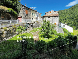 
                                                                                        Vente
                                                                                         COQUETTE MAISON DE VILLAGE AVEC JARDIN AU COEUR DE LA VALLEE DE LA BOULZANE