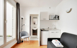 
                                                                                        Location
                                                                                         Cosy Studio  Meuble et Libre /Parc Georges Bassens