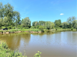 
                                                                                        Vente
                                                                                         ETANG AVEC CHALETS PROCHE ABBEVILLE SOMME