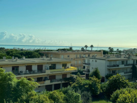 
                                                                                        Vente
                                                                                         EXCLUSIVITE - ANTIBES – Proche centre, vue mer