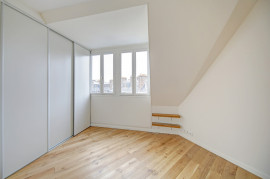 
                                                                                        Vente
                                                                                         Exclusivité - Appartement 2 pièces - Dernier étage