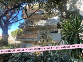 
                                                                                        Vente
                                                                                         EXCLUSIVITE - Fréjus-Plage - Appartement 3 pièces - 60m2 - Terrasse - Parking