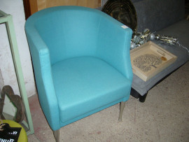 
                                                                        Meuble
                                                                         Fauteuil bleu, promotion